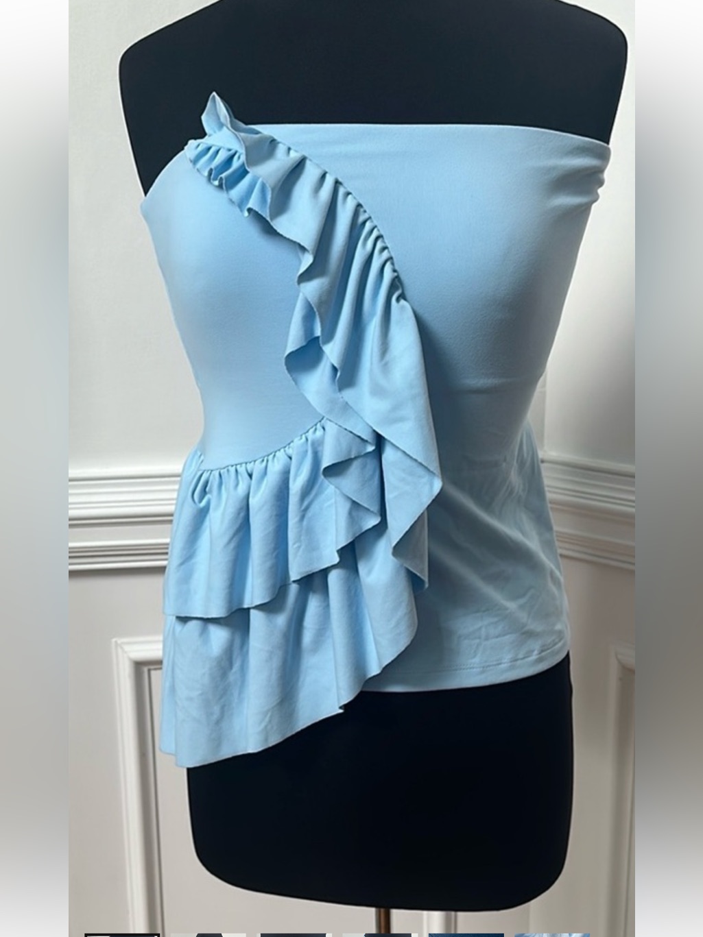 Susana Monaco Ruffle Tube Top Strapless Baby Sky Blue M Y2k Charlie’s Angels